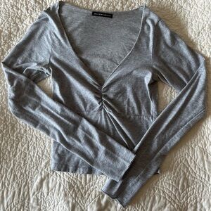 Brandy Melville Long Sleeve Tee. Gray. No size